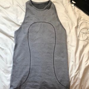 Lululemon high neck tank